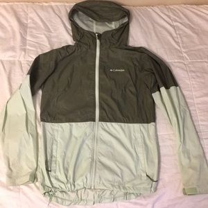 Columbia Rain Coat/Windbreaker💚